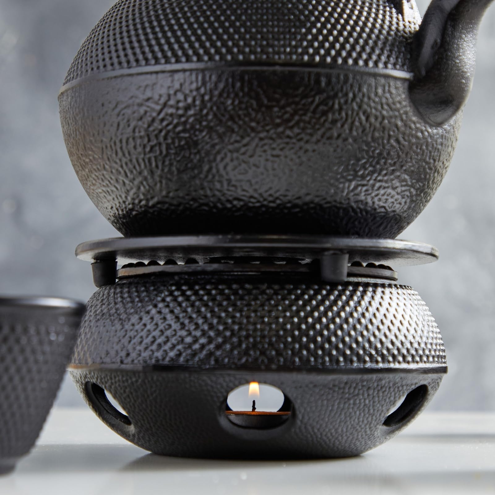 Classic Cast Iron Tea Set - 40oz Stovetop Kettle with 4 Cups & Warmer