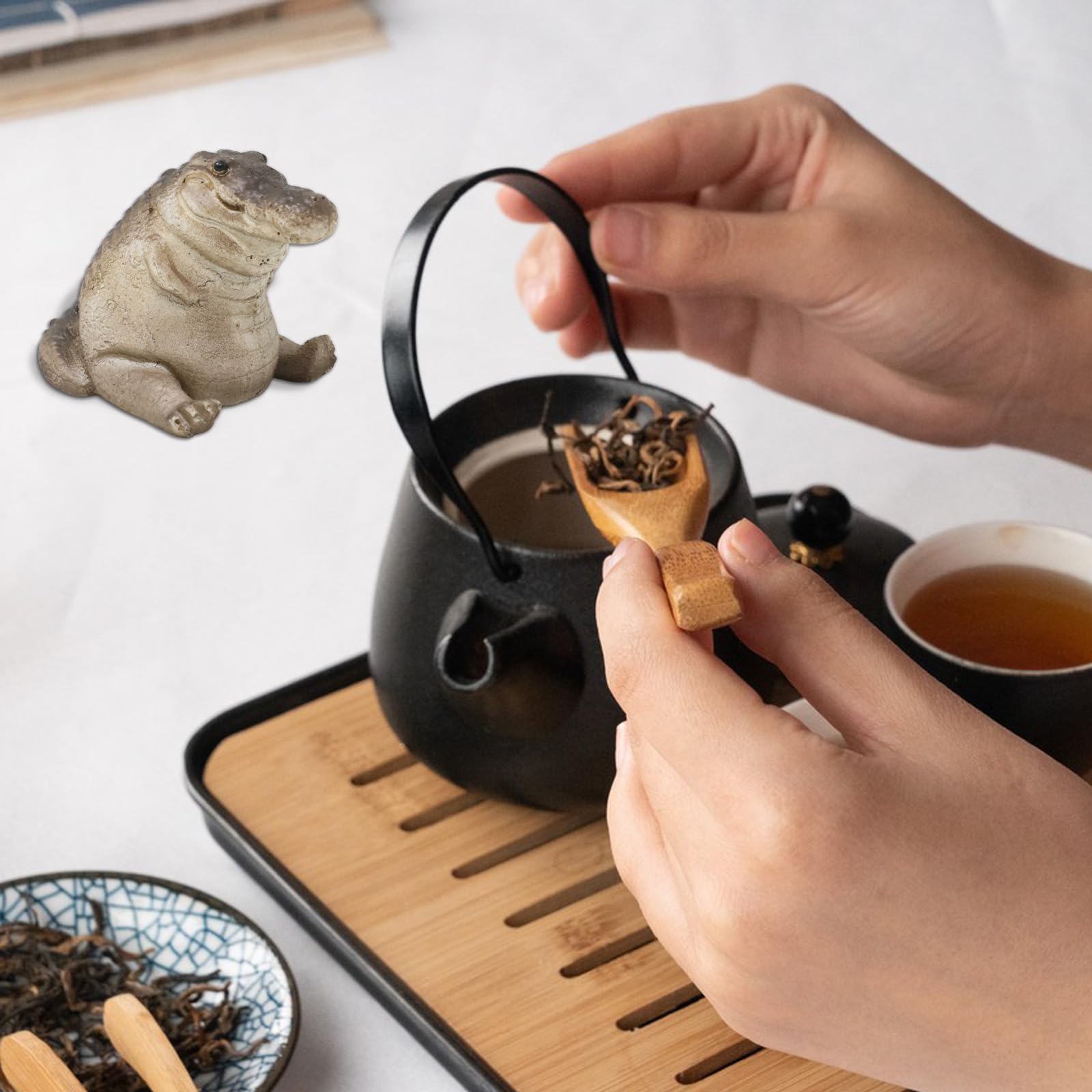 Small Crocodile Tea Companion - Resin Figurine for Tea Ceremony